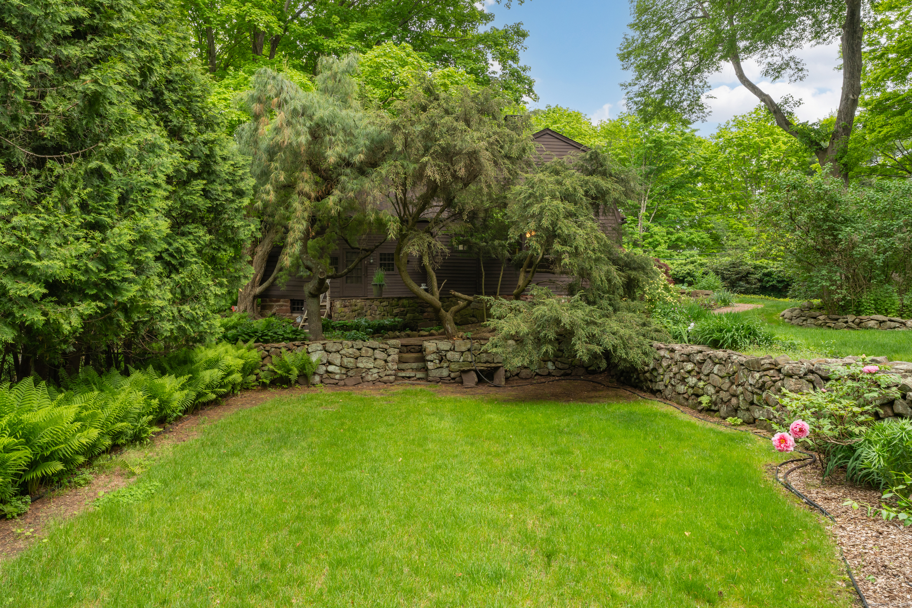 804 Forest Road, North Branford, Connecticut image 33