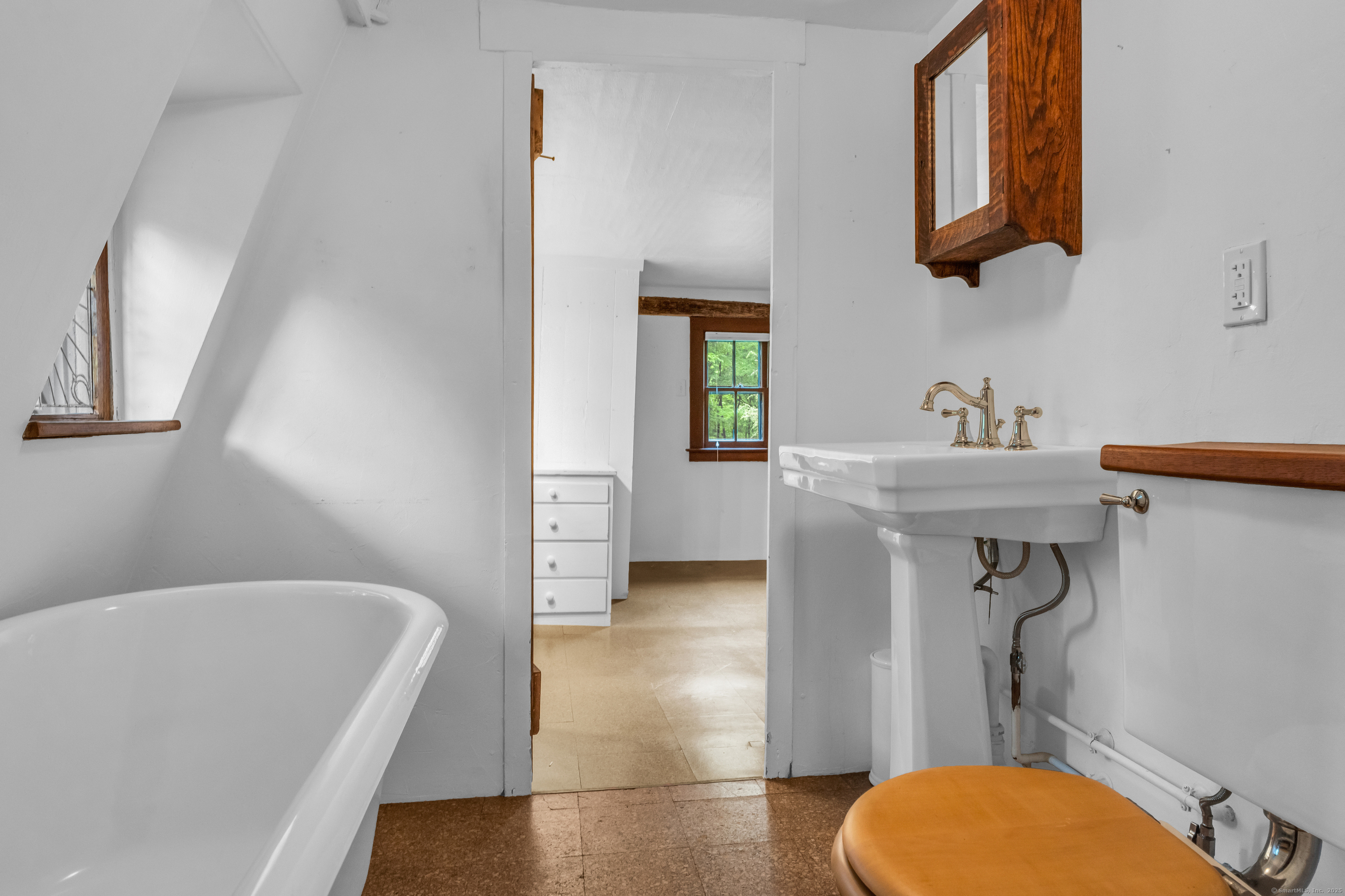 804 Forest Road, North Branford, Connecticut image 26