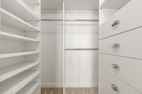 Tiny photo for 133 Rowayton Woods Drive #133, Norwalk, CT 06854 (MLS # 24142501)