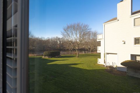 Tiny photo for 133 Rowayton Woods Drive #133, Norwalk, CT 06854 (MLS # 24142501)