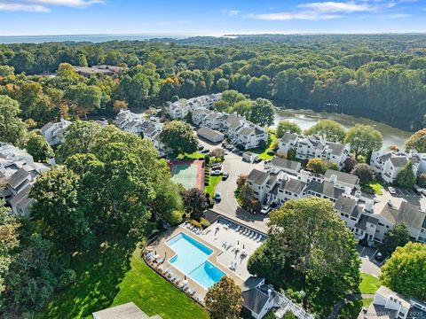 Tiny photo for 133 Rowayton Woods Drive #133, Norwalk, CT 06854 (MLS # 24142501)