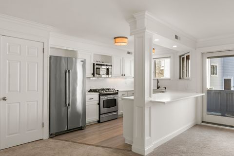 Tiny photo for 133 Rowayton Woods Drive #133, Norwalk, CT 06854 (MLS # 24142501)