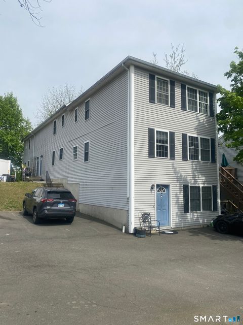 Multifamily For Sale - 10 Merrimac Street<br/> Fairfield County, Danbury, CT 06810