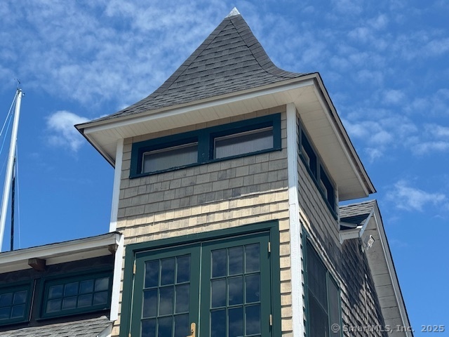 Groton, Connecticut 06340, United States, ,Residential,Active,126416
