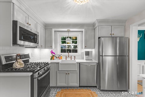 Tiny photo for 42 Gifford Road, West Hartford, CT 06119 (MLS # 24187089)