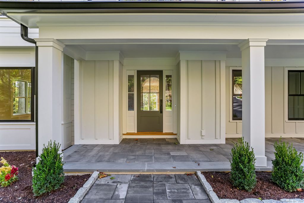 Photo of 31 Rosano Road, Stamford, CT 06905 (MLS # 24130103)