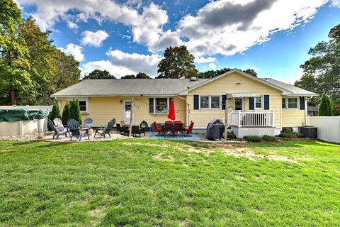 Tiny photo for 120 Bittersweet Lane, Stratford, CT 06614 (MLS # 24132116)