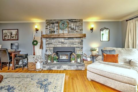 Tiny photo for 120 Bittersweet Lane, Stratford, CT 06614 (MLS # 24132116)