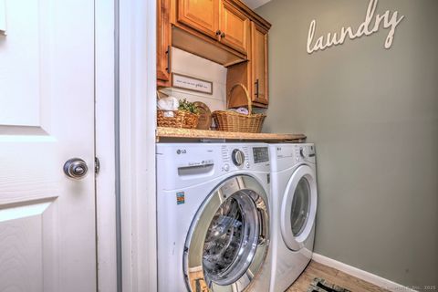 Tiny photo for 120 Bittersweet Lane, Stratford, CT 06614 (MLS # 24132116)