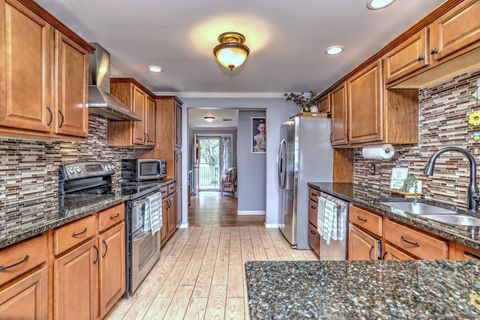 Tiny photo for 120 Bittersweet Lane, Stratford, CT 06614 (MLS # 24132116)