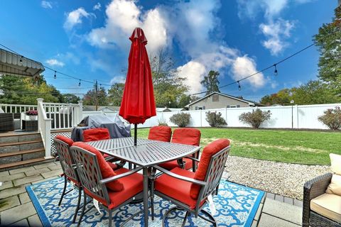 Tiny photo for 120 Bittersweet Lane, Stratford, CT 06614 (MLS # 24132116)
