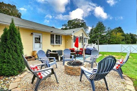 Tiny photo for 120 Bittersweet Lane, Stratford, CT 06614 (MLS # 24132116)
