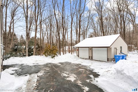 Tiny photo for 77 Pinebrook Circle, Guilford, CT 06437 (MLS # 24152054)