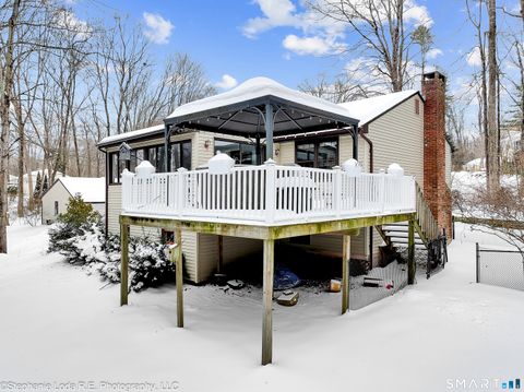 Tiny photo for 77 Pinebrook Circle, Guilford, CT 06437 (MLS # 24152054)