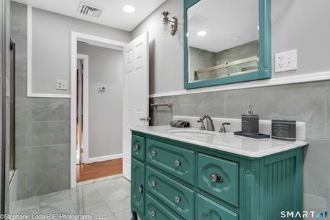 Tiny photo for 77 Pinebrook Circle, Guilford, CT 06437 (MLS # 24152054)