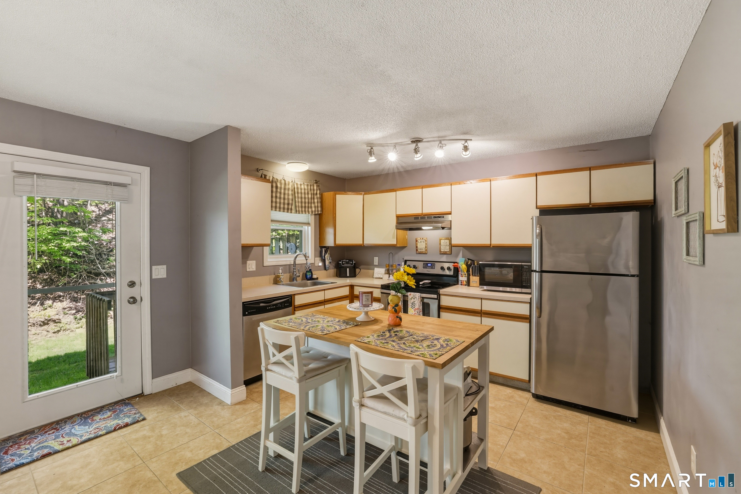465 Wolcott Street 3
