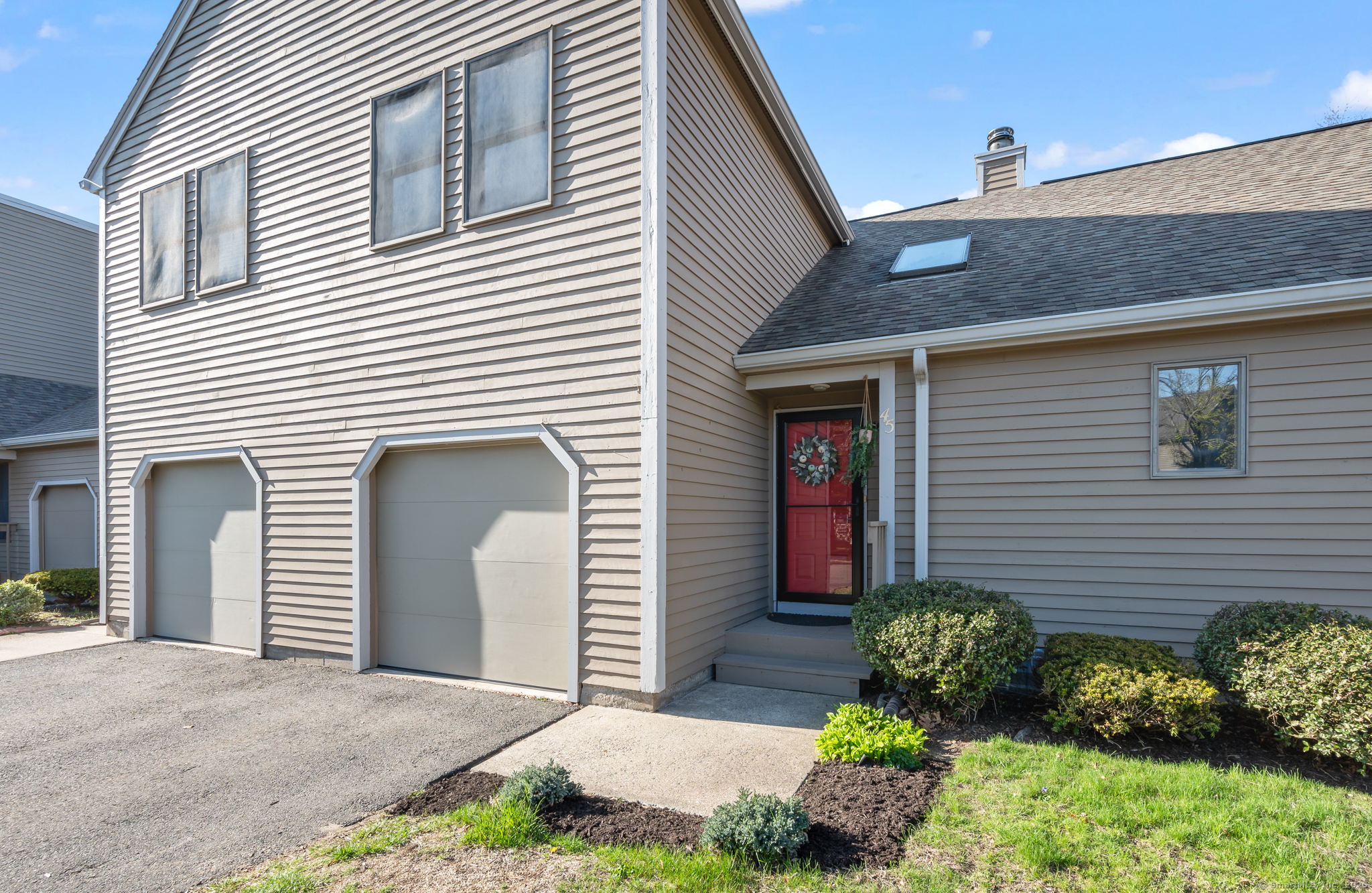 45 Elm Meadows #45, Enfield, Connecticut image 2