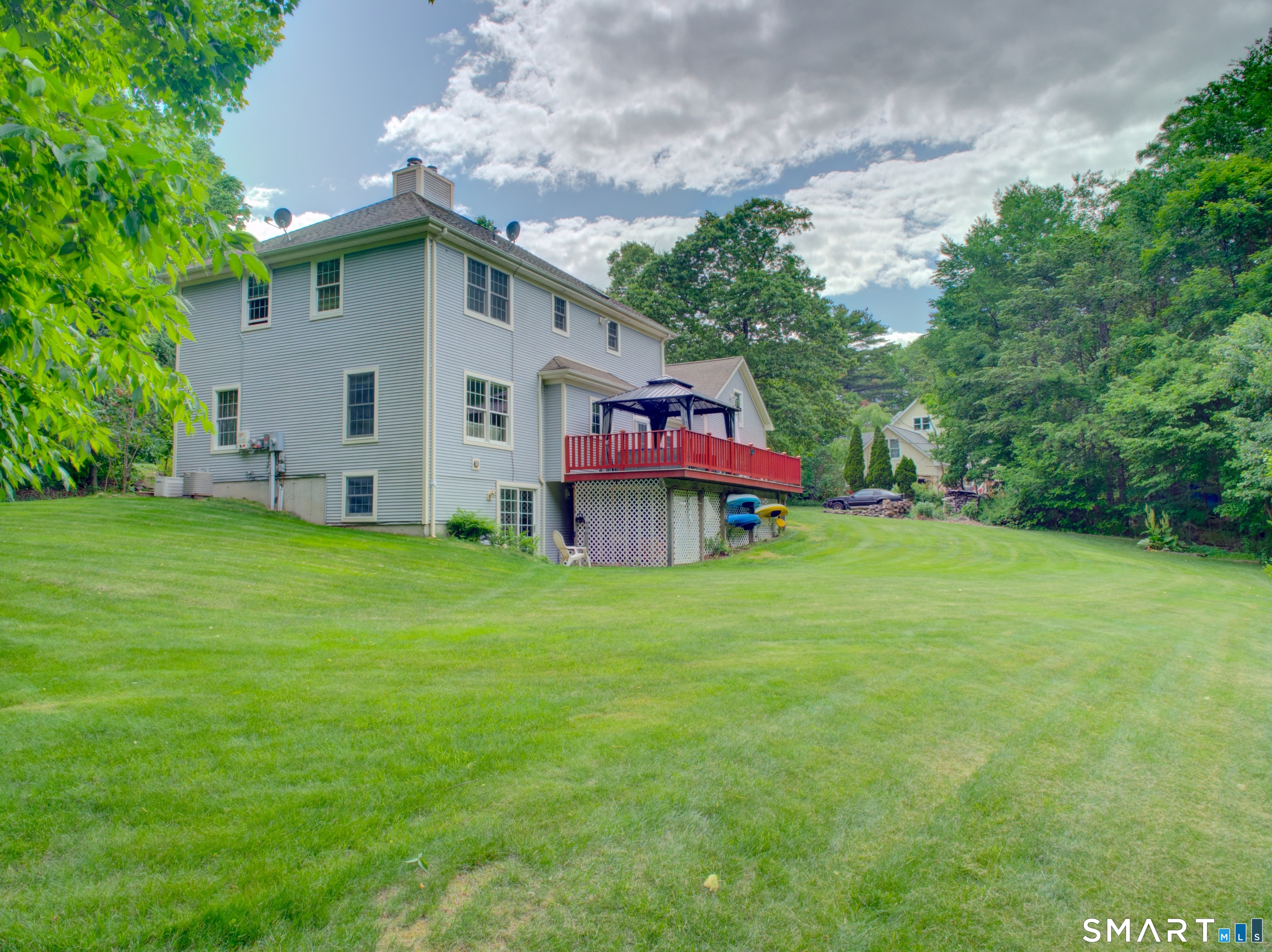 15 Dilaj Drive