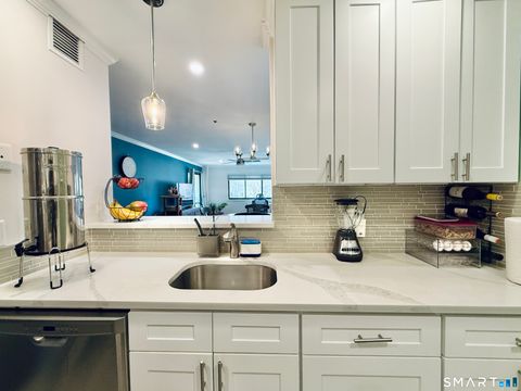 Tiny photo for 970 Hope Street #5E, Stamford, CT 06907 (MLS # 24162865)