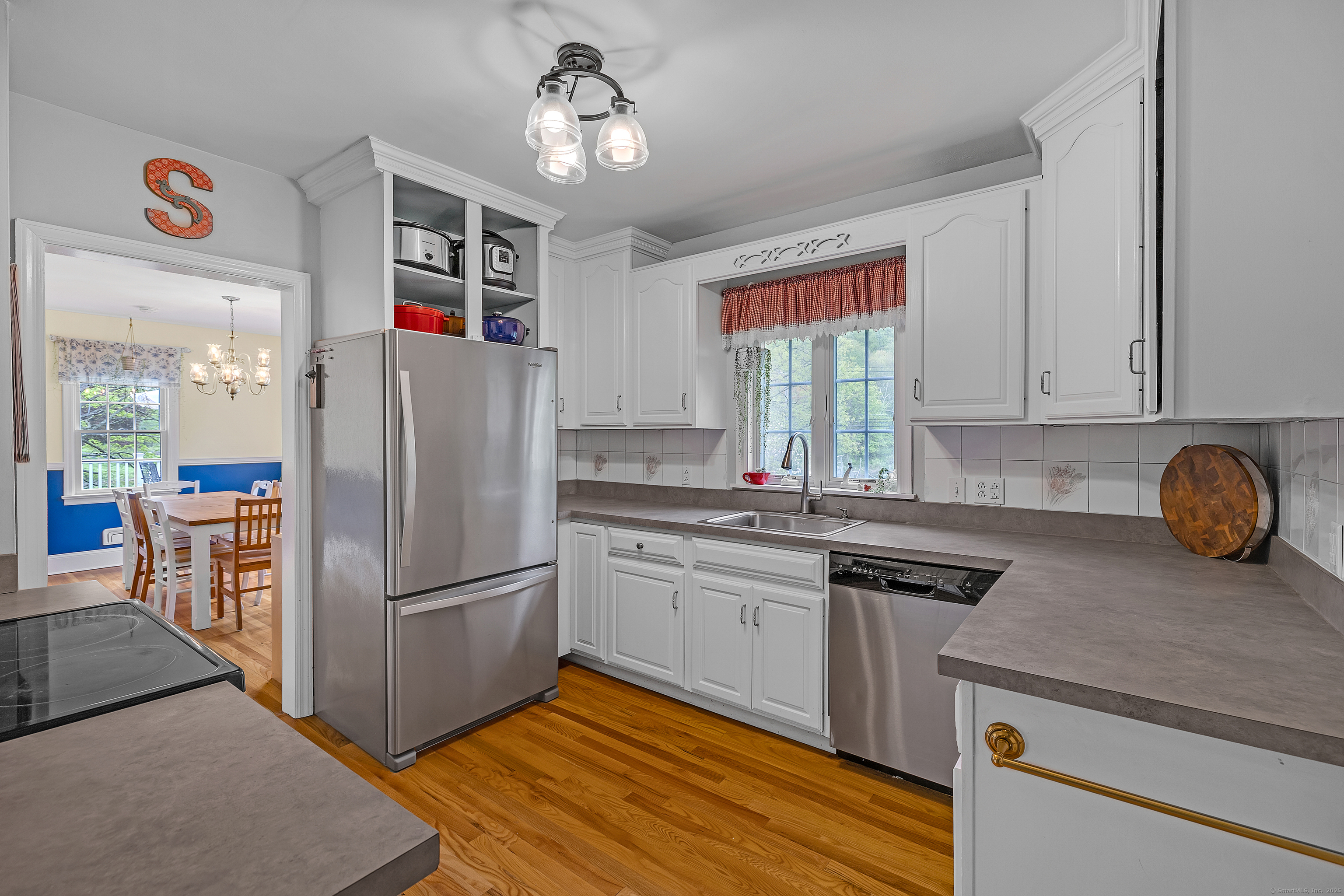 172 Huntingtown Road, Newtown, Connecticut image 9