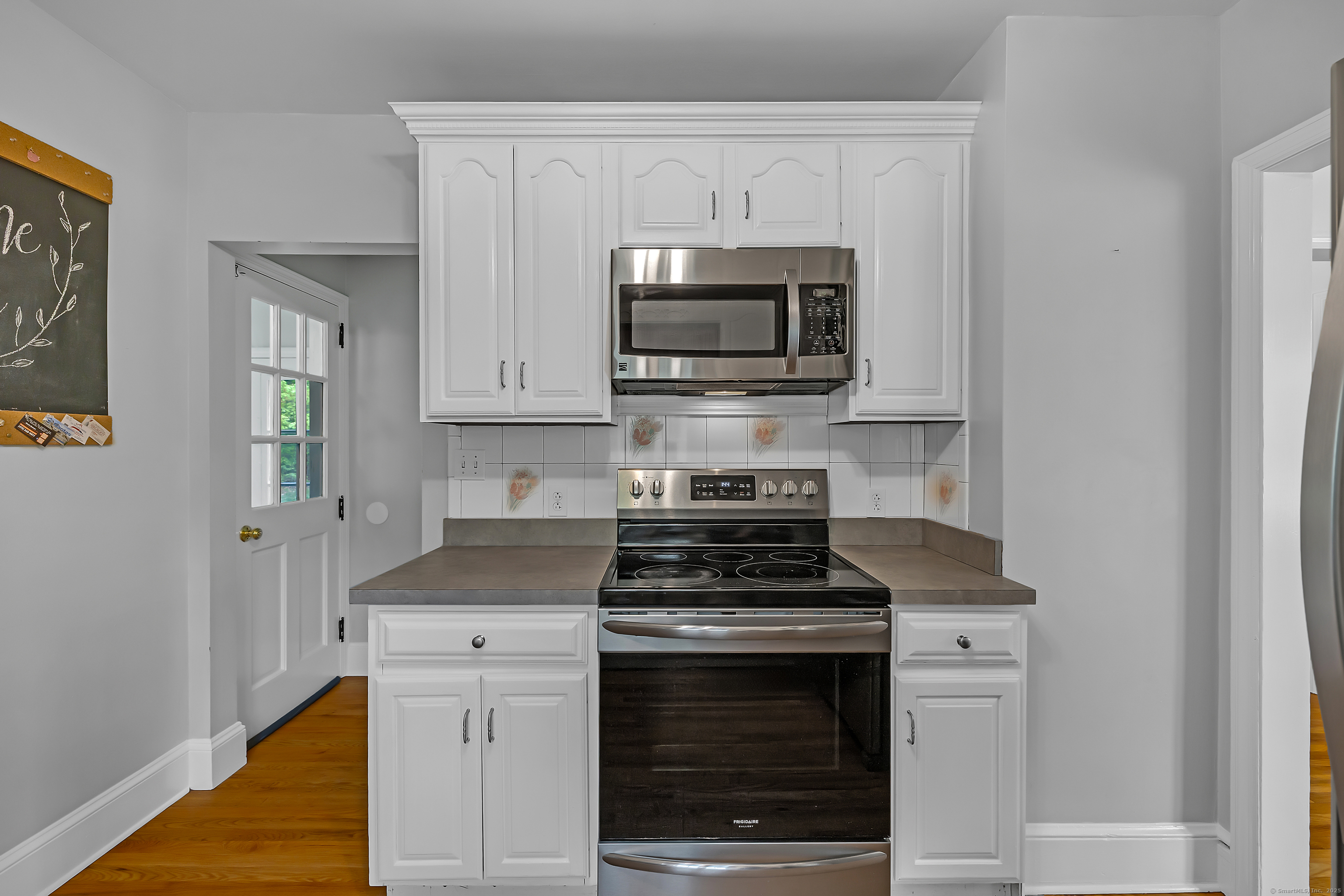 172 Huntingtown Road, Newtown, Connecticut image 10