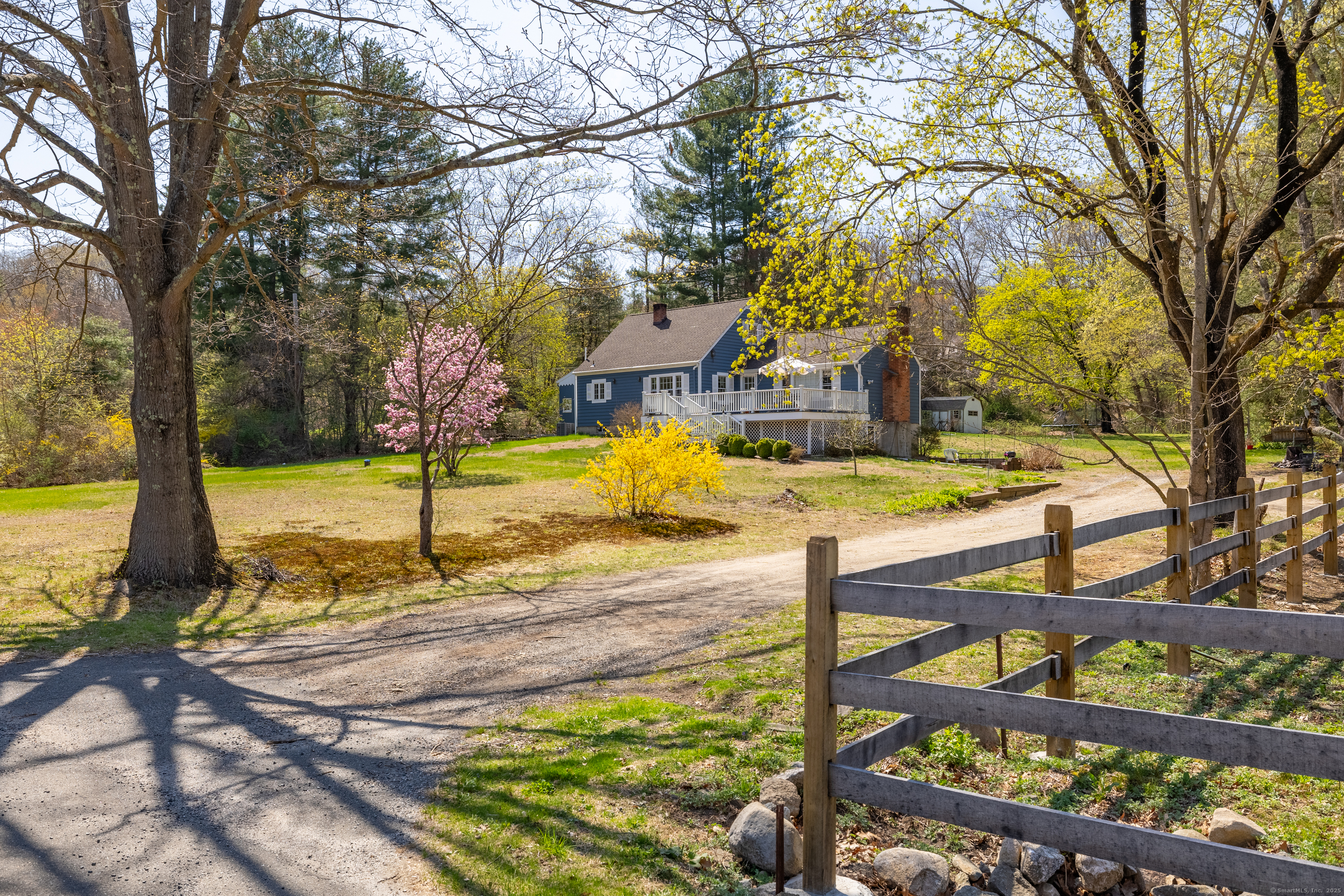 172 Huntingtown Road, Newtown, Connecticut image 1