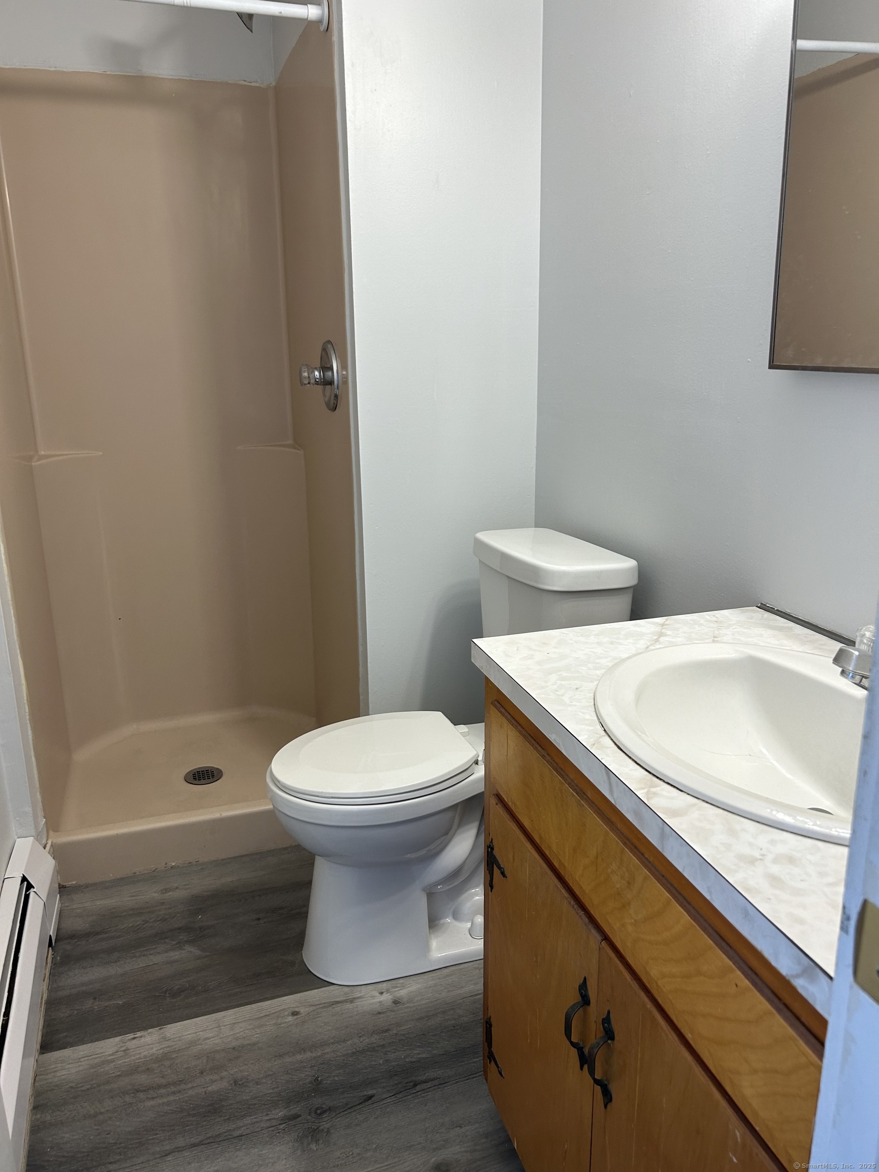 Windsor, Connecticut 06095, United States, 1 Bedroom Bedrooms, ,1 BathroomBathrooms,Residential,Active,174031