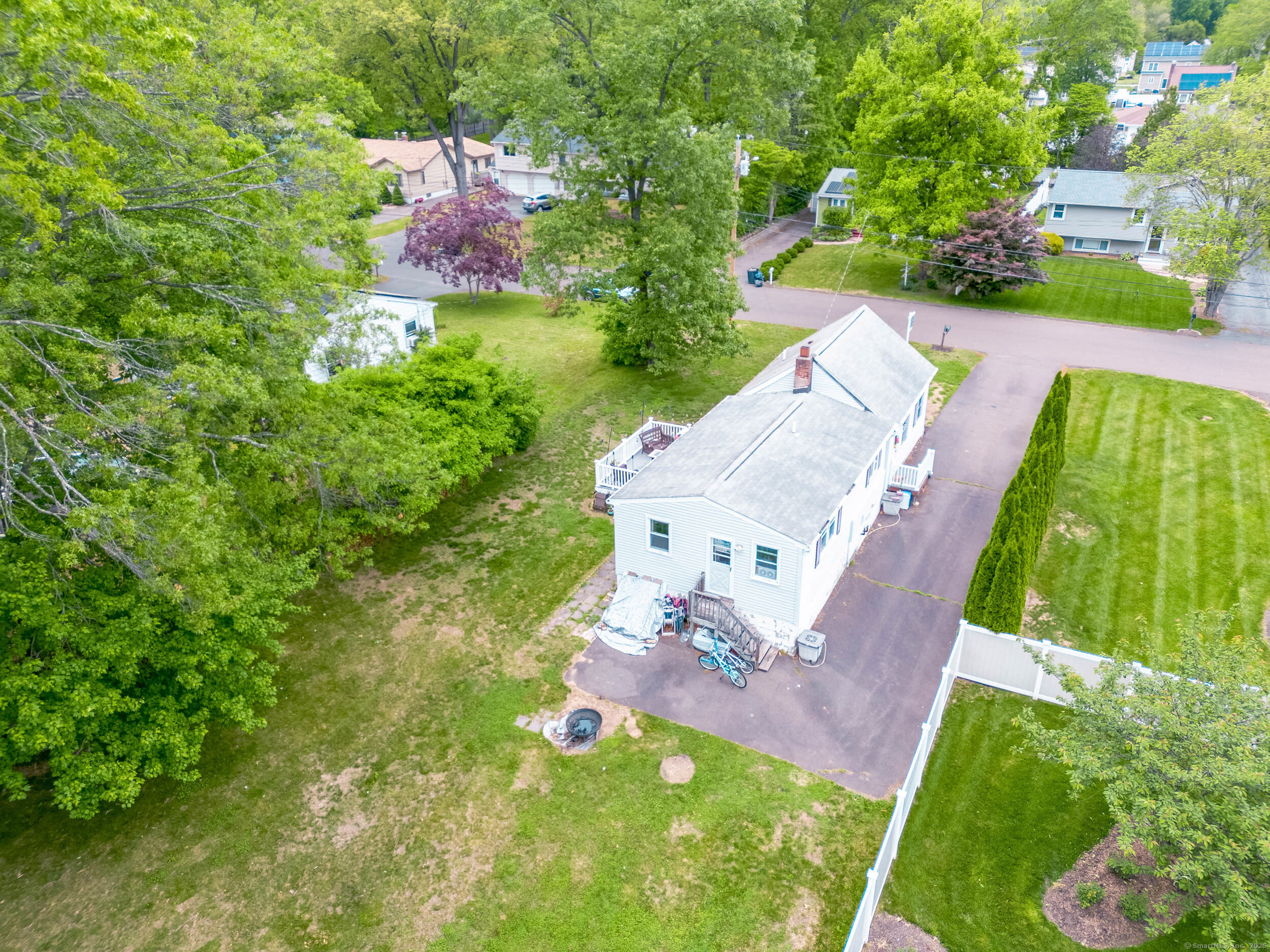 40 Woodland Avenue, North Haven, Connecticut image 36