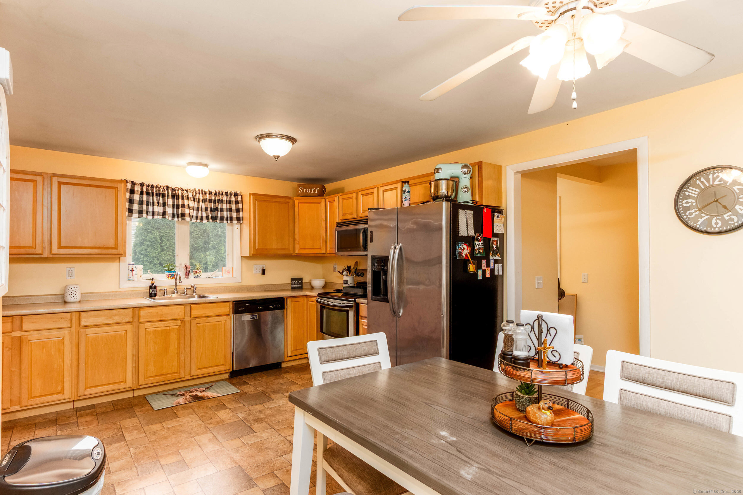40 Woodland Avenue, North Haven, Connecticut image 14