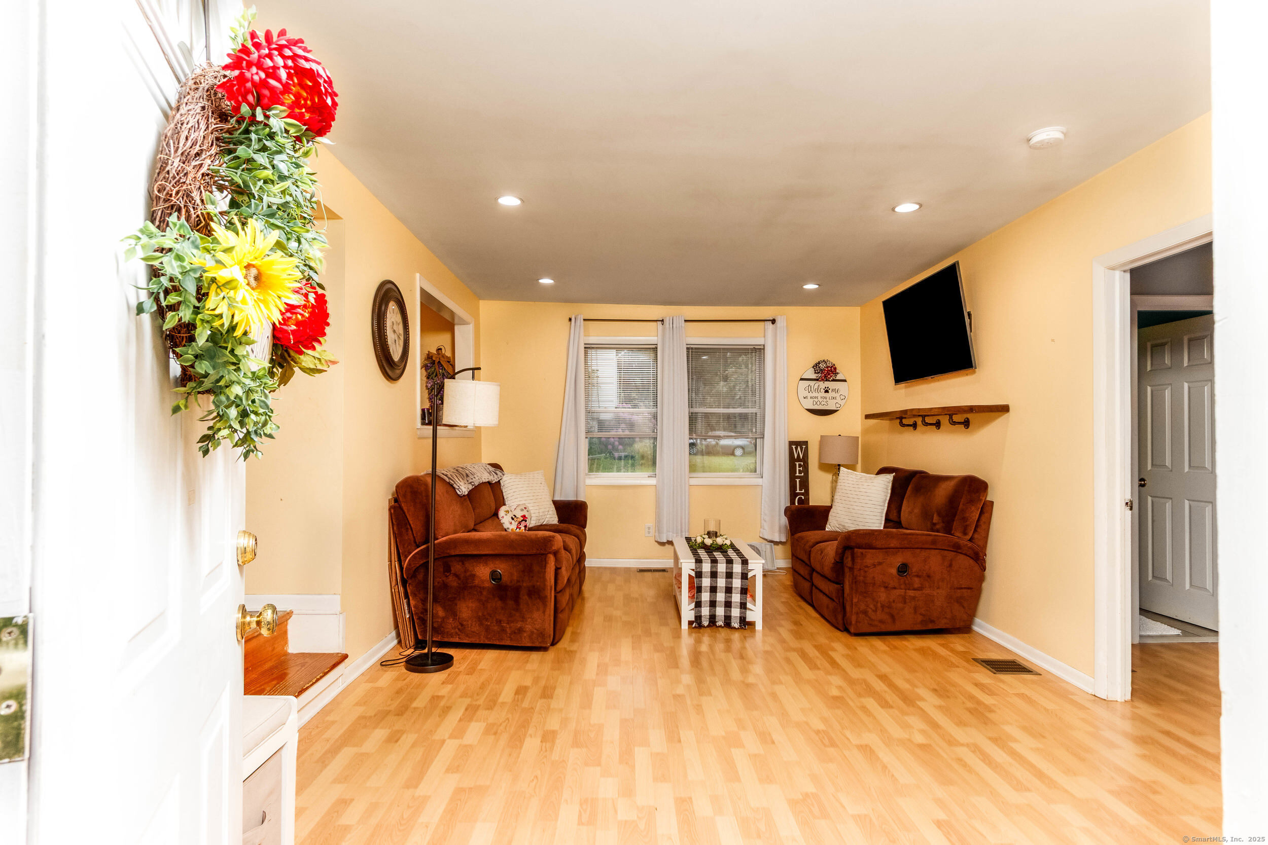 40 Woodland Avenue, North Haven, Connecticut image 5