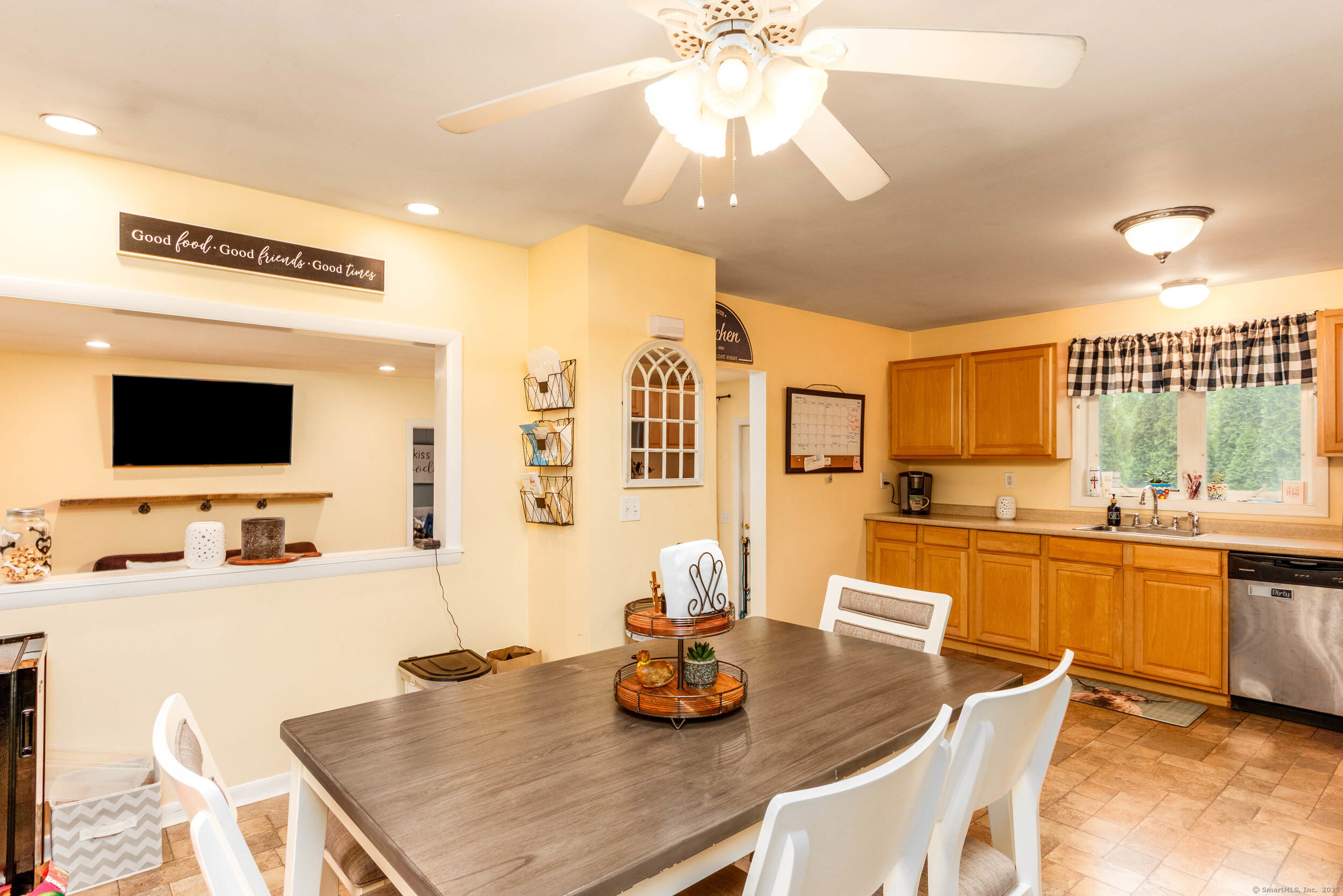 40 Woodland Avenue, North Haven, Connecticut image 15