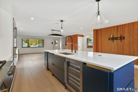 Tiny photo for 86 New Street, Fairfield, CT 06825 (MLS # 24144544)