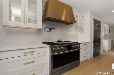 Tiny photo for 86 New Street, Fairfield, CT 06825 (MLS # 24144544)