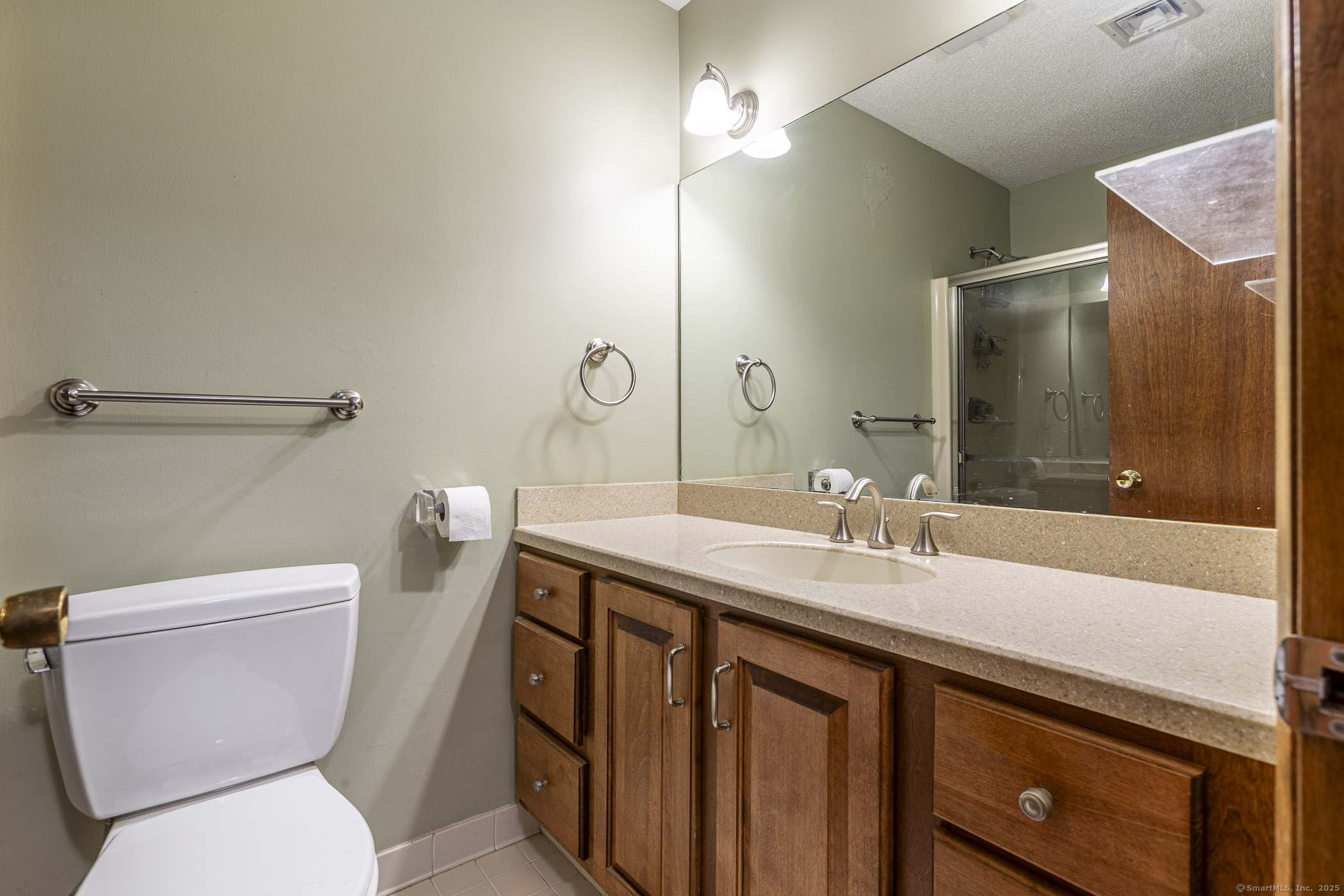 441 S Main Street #APT 11, Manchester, Connecticut image 18