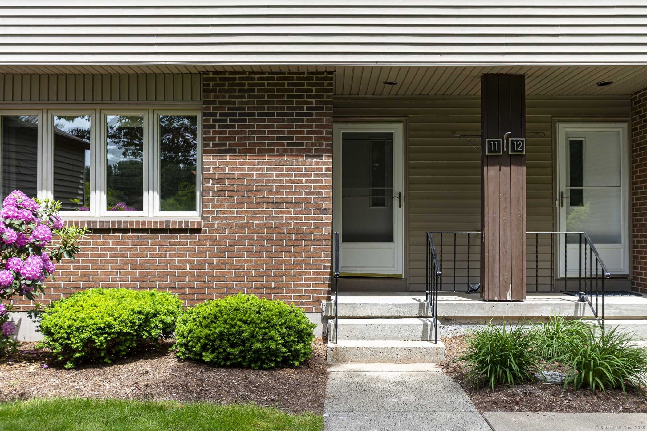 441 S Main Street #APT 11, Manchester, Connecticut image 32