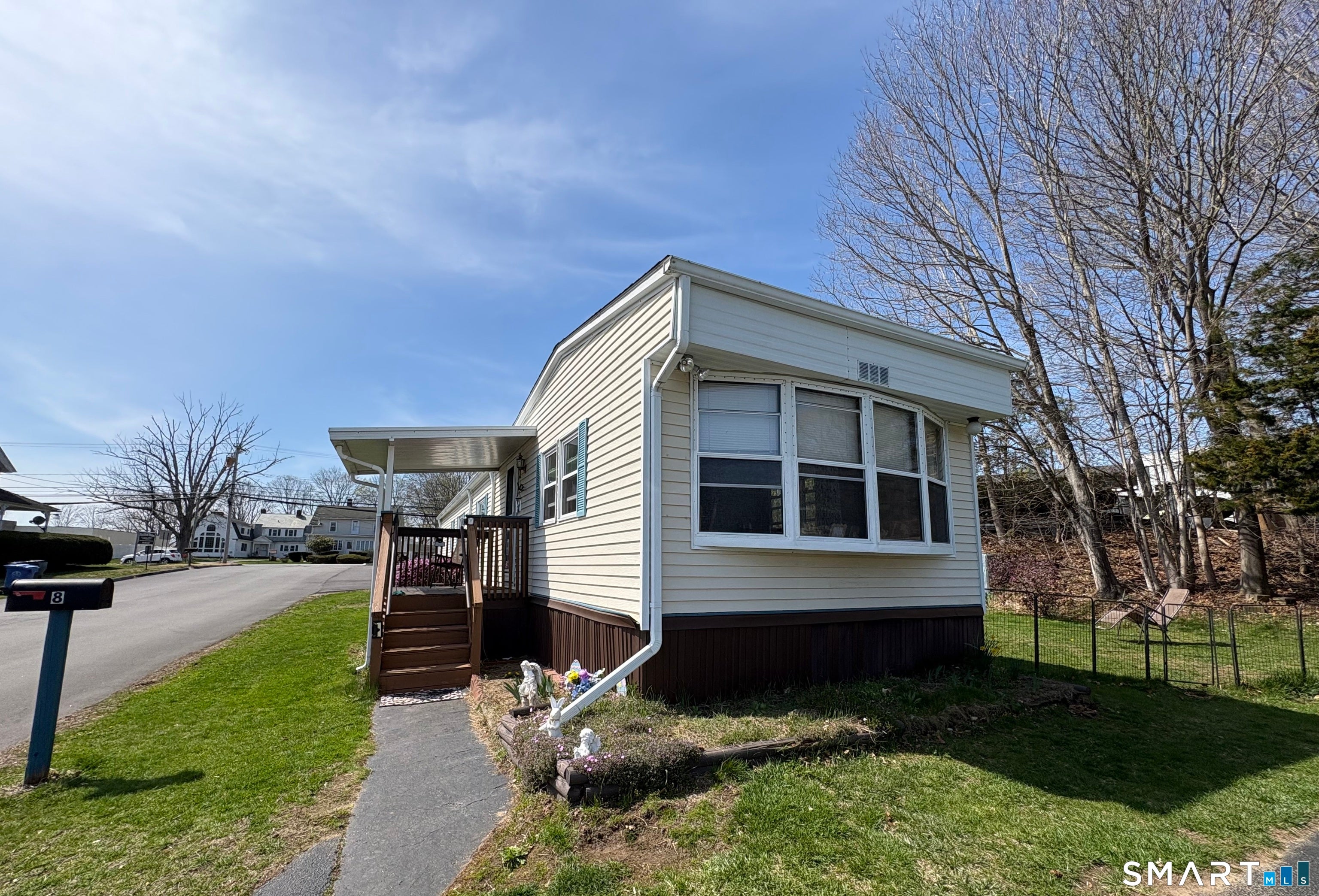 8 Erin Drive