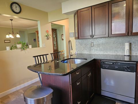 Tiny photo for 11 Conifer Lane #11, Avon, CT 06001 (MLS # 24136095)