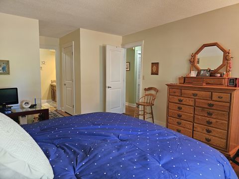 Tiny photo for 11 Conifer Lane #11, Avon, CT 06001 (MLS # 24136095)