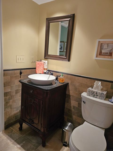 Tiny photo for 11 Conifer Lane #11, Avon, CT 06001 (MLS # 24136095)