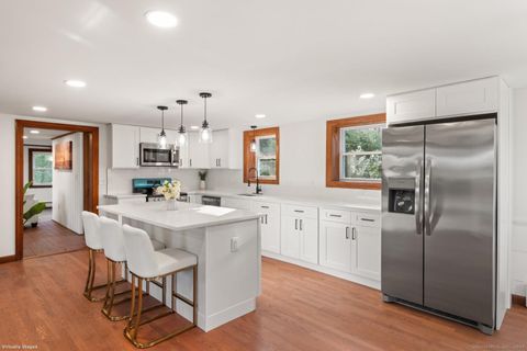689 S Meriden Road, Cheshire, CT 06410 - #: 24094977