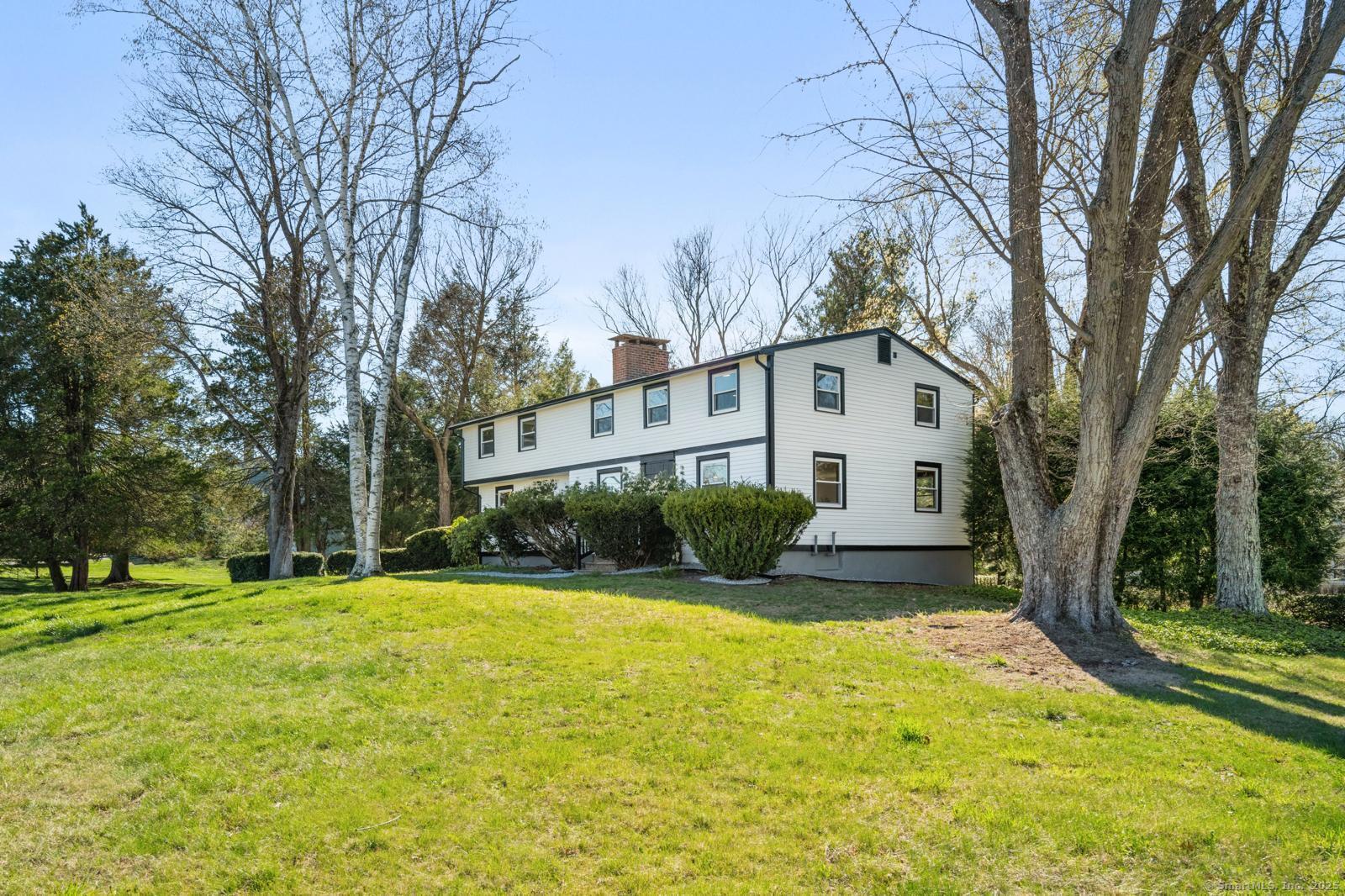 689 S Meriden Road, Cheshire, Connecticut image 2
