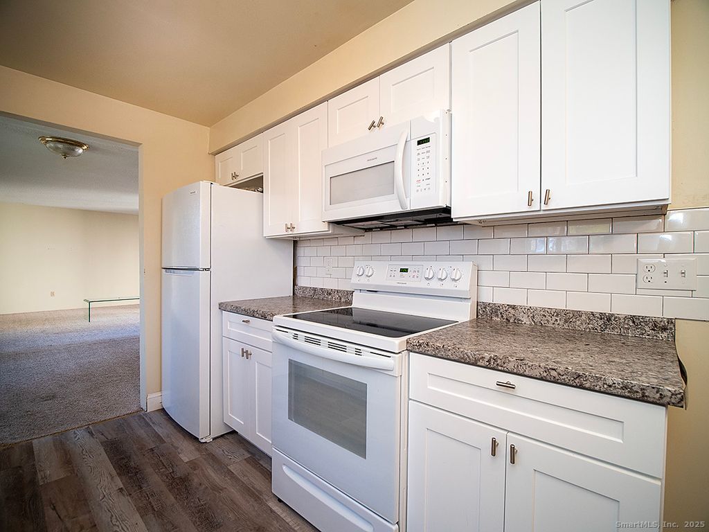 Photo of 79 River Bend Road #B, Stratford, CT 06614 (MLS # 24141880)