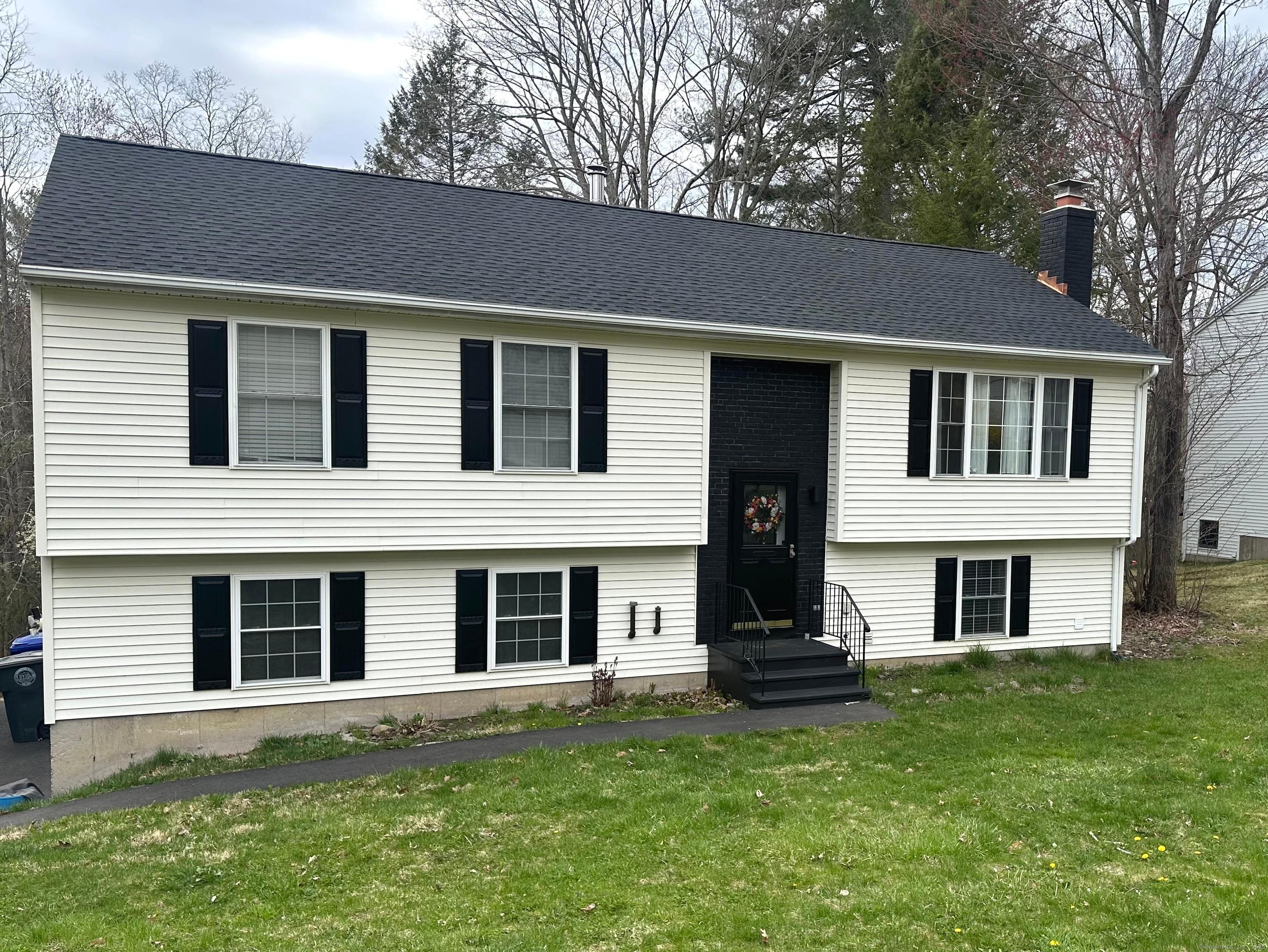550 County Road, Torrington, Connecticut image 1