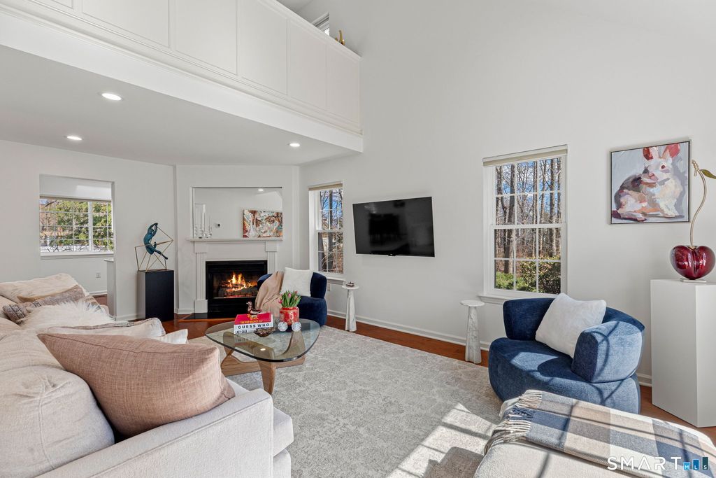 Photo of 115 Top Gallant Road #6, Stamford, CT 06902 (MLS # 24160007)