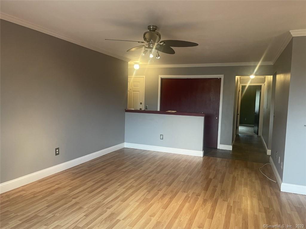 Photo 4 of 21 of 25 Roxbury Lane 25 condo