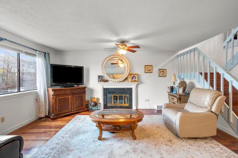 Tiny photo for 113 Spring Glen #113, Shelton, CT 06484 (MLS # 24142591)