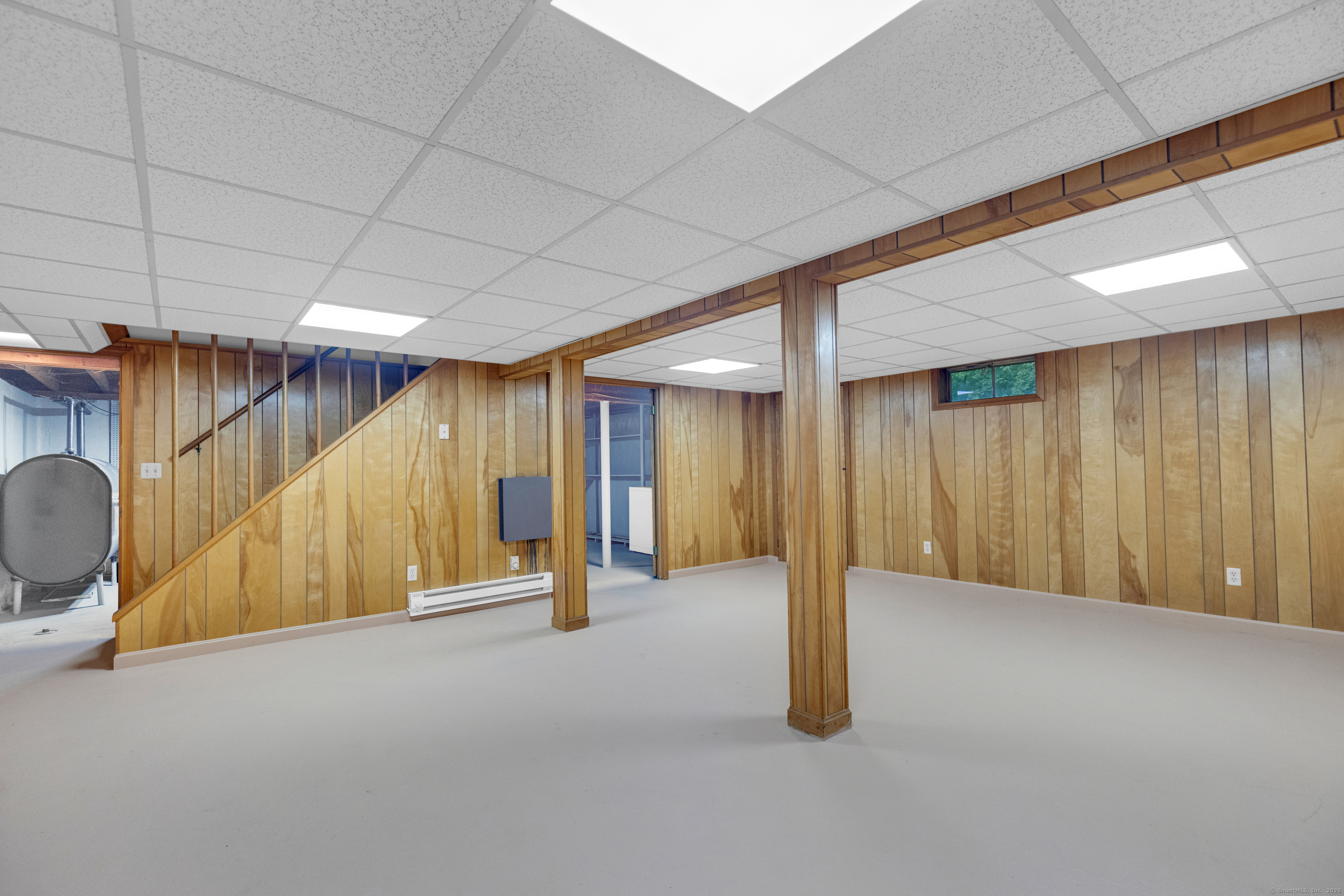 Vernon, Connecticut 06066, United States, 4 Bedrooms Bedrooms, ,2 BathroomsBathrooms,Residential,Coming Soon,206215