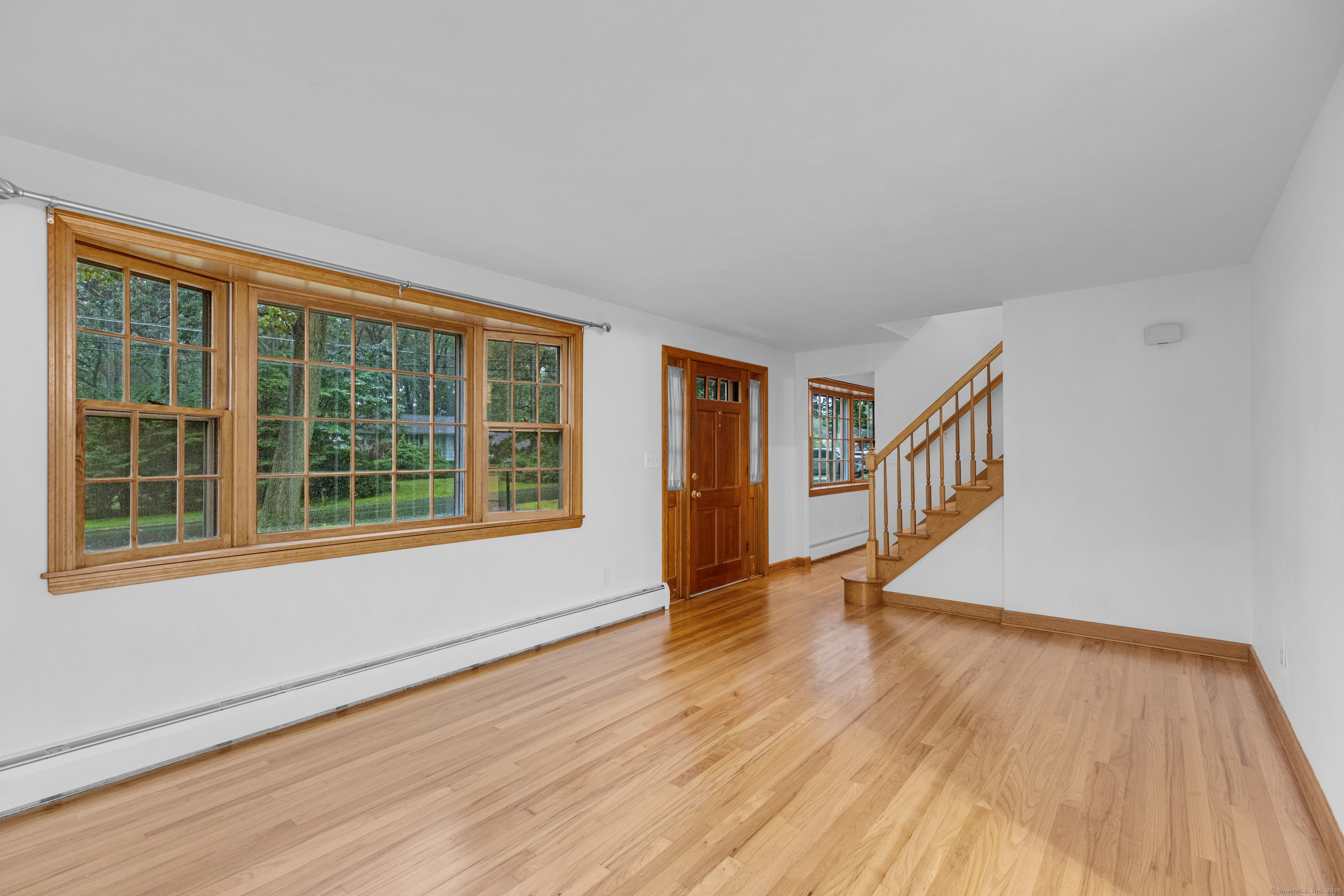 Vernon, Connecticut 06066, United States, 4 Bedrooms Bedrooms, ,2 BathroomsBathrooms,Residential,Coming Soon,206215