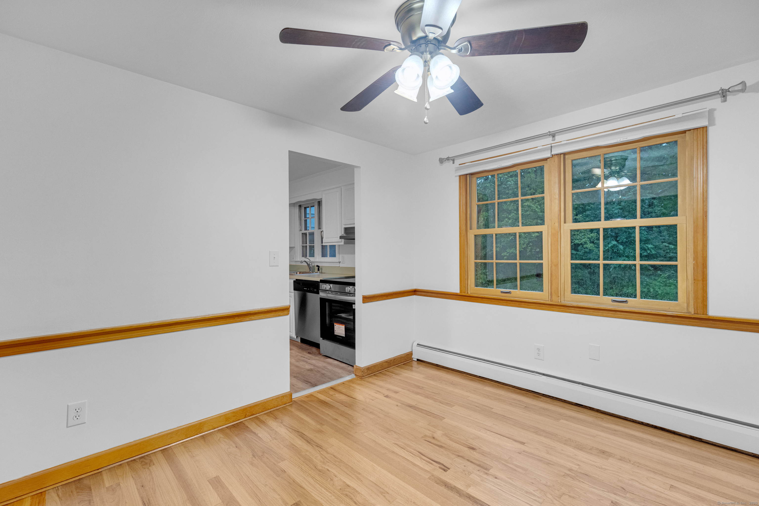 Vernon, Connecticut 06066, United States, 4 Bedrooms Bedrooms, ,2 BathroomsBathrooms,Residential,Coming Soon,206215