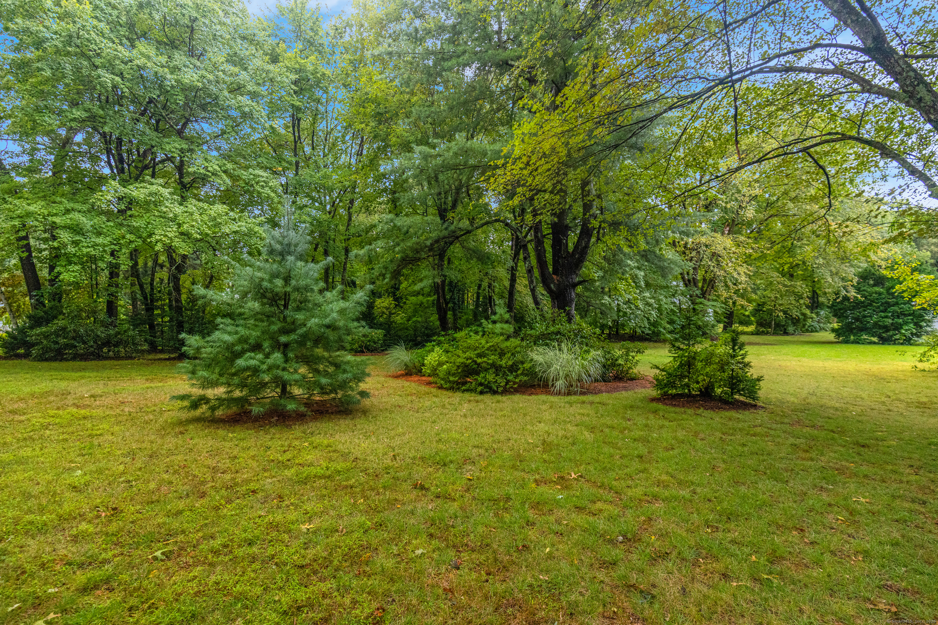 Vernon, Connecticut 06066, United States, 4 Bedrooms Bedrooms, ,2 BathroomsBathrooms,Residential,Coming Soon,206215